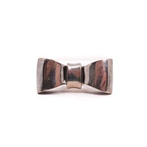 King Baby Studio Smooth Bow Band Ring USA .925 Silver Size 6